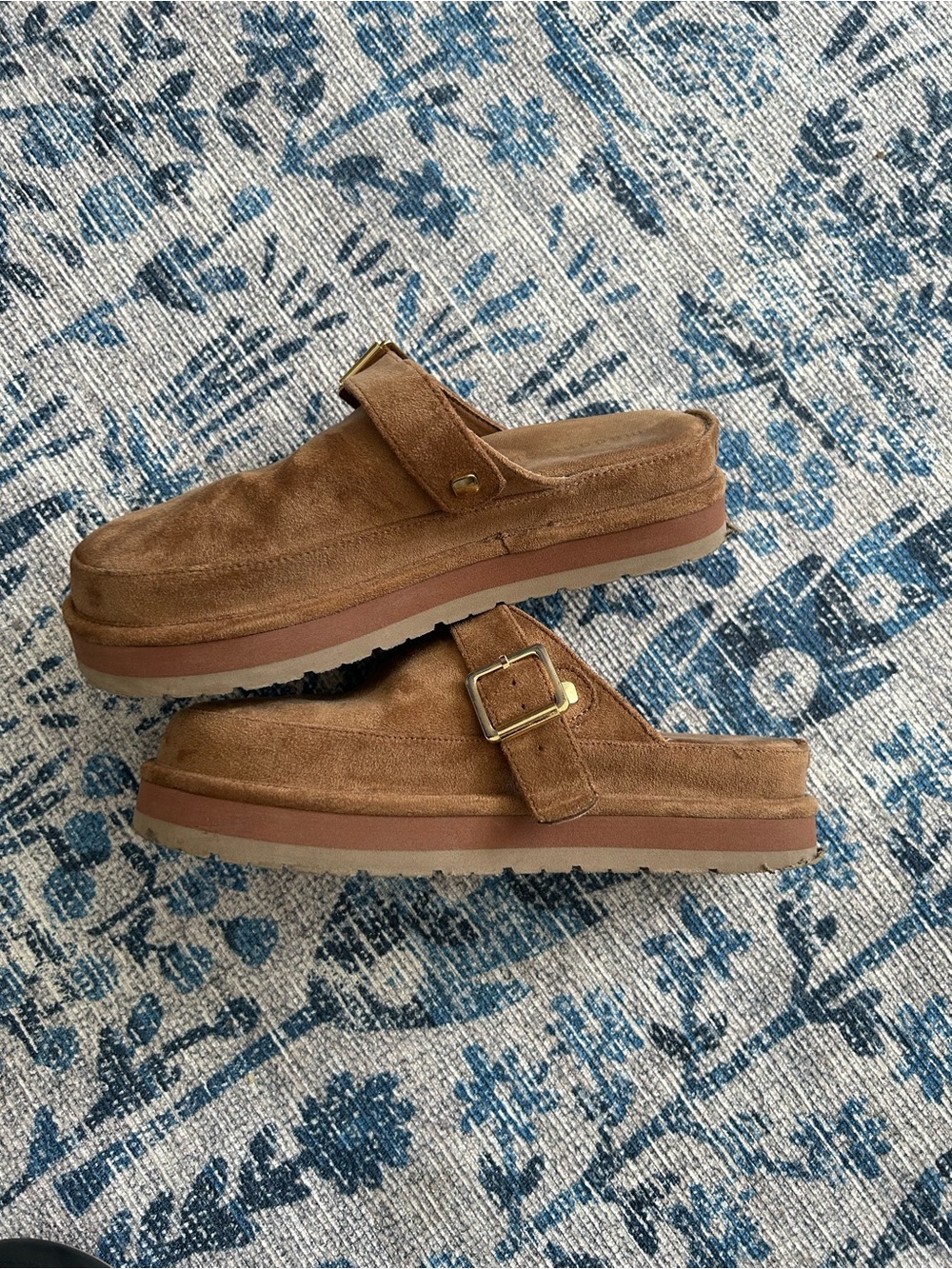 Madden Girl Graham Platform Clogs Women’s 6.5 Tan Microsuede Slip On